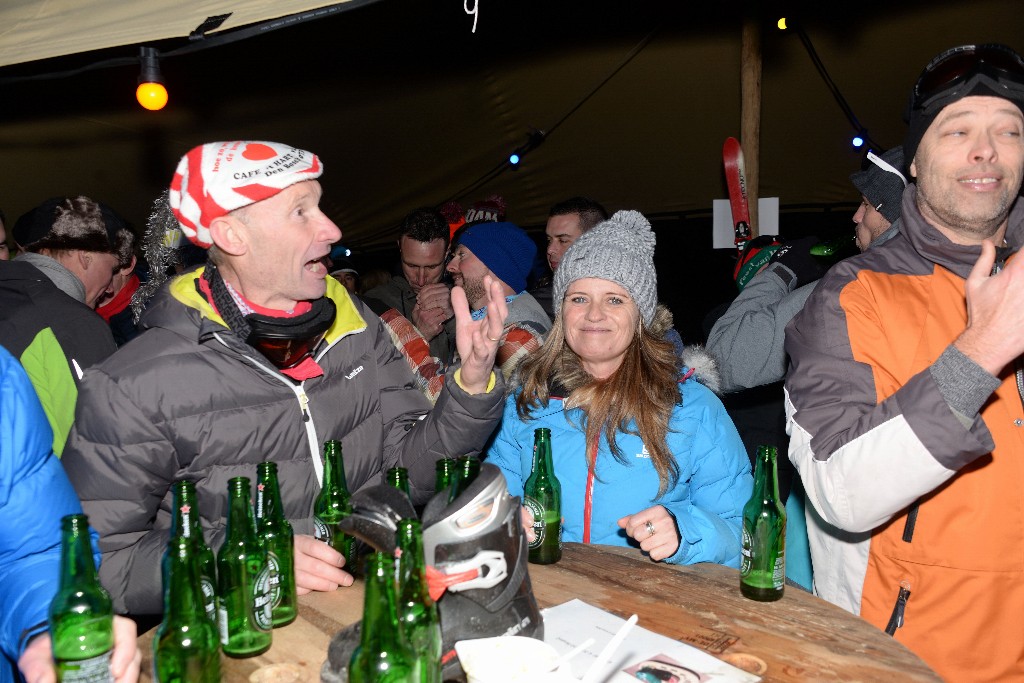 ../Images/Apres ski feest Drinkebroeders 114.jpg